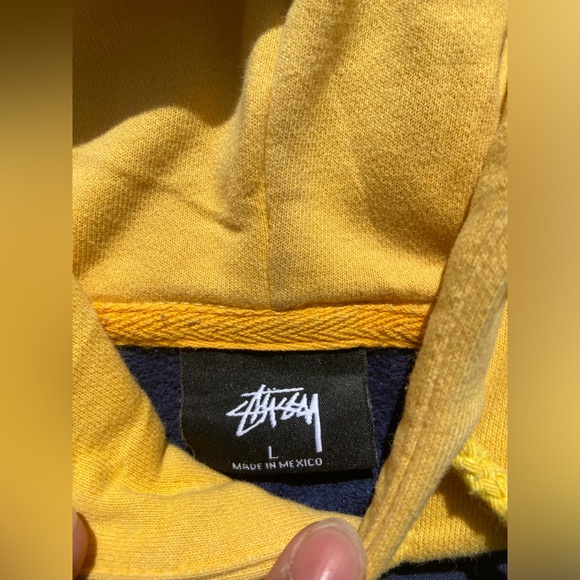 Stussy Hoodie (Like New) - Picture 4 of 4